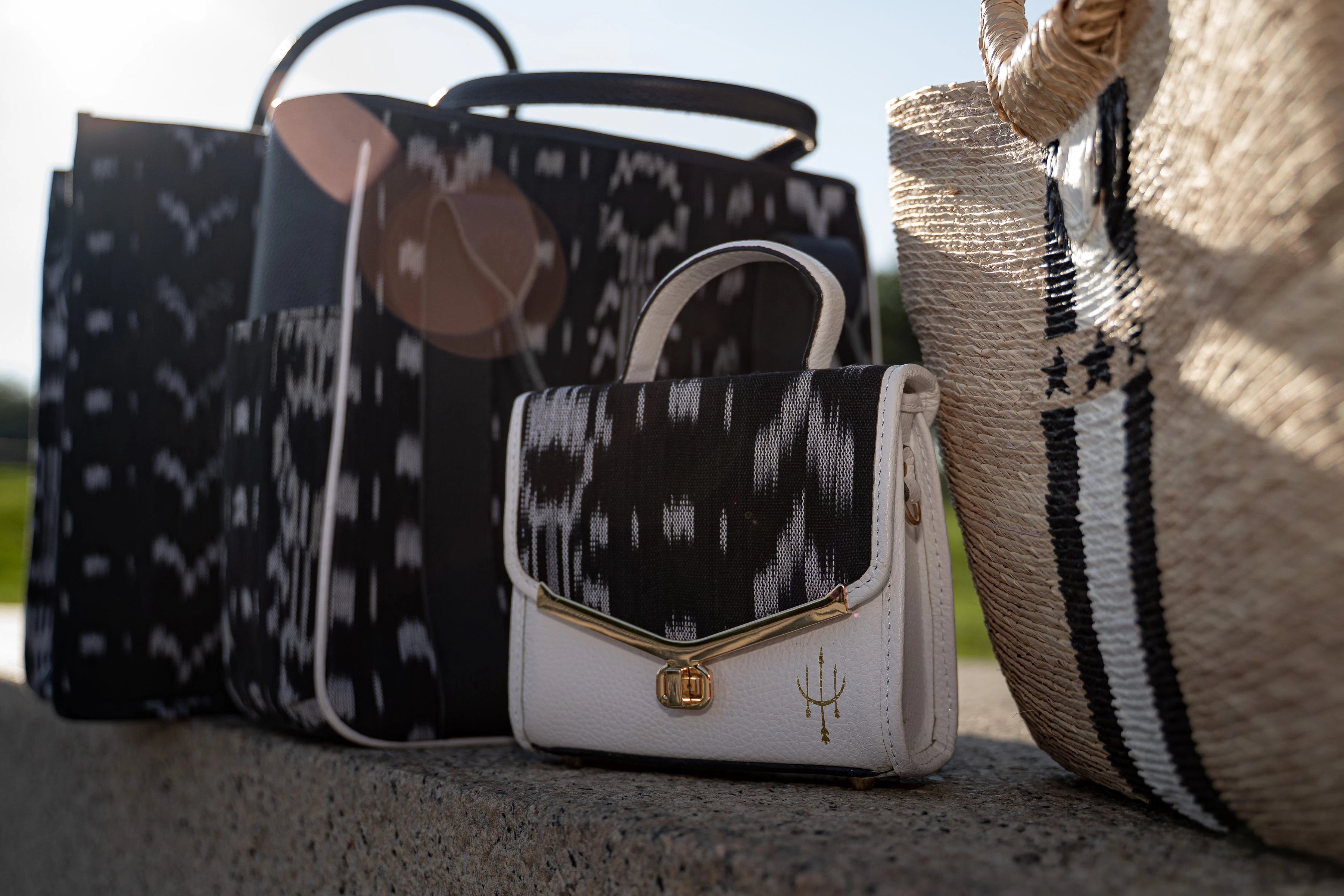 ARTISAN-MADE BAGS