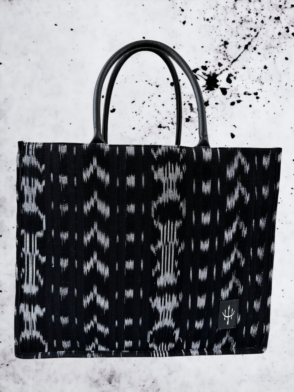 Grande Book Tote - Belize
