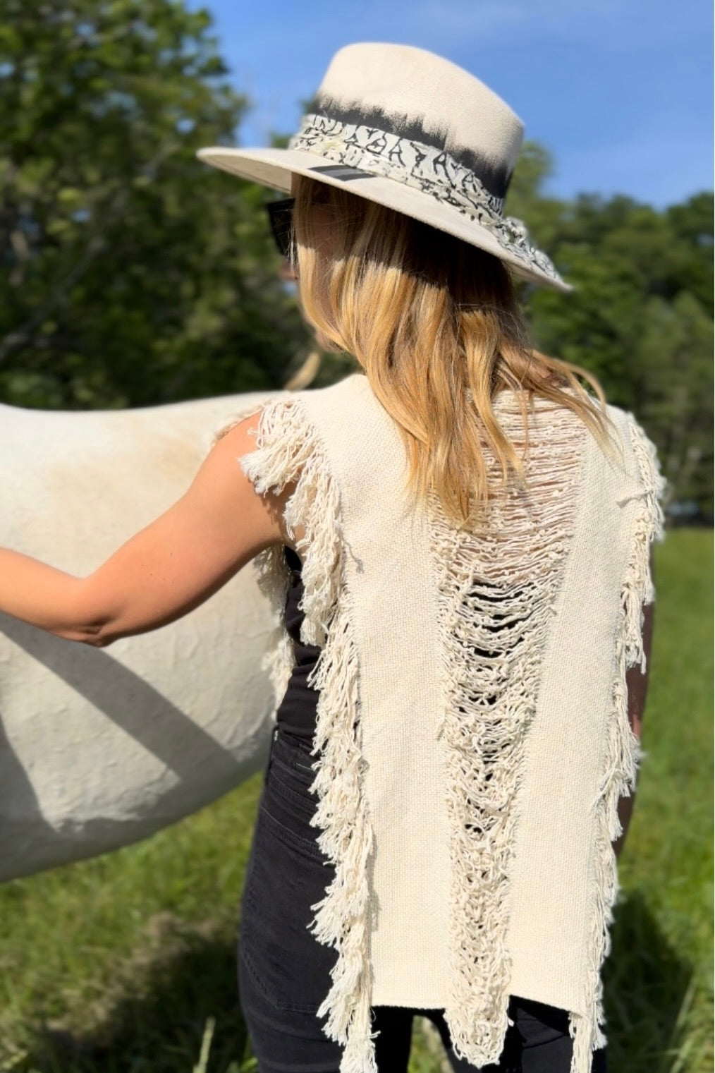 Open Side Distressed Top - Natural