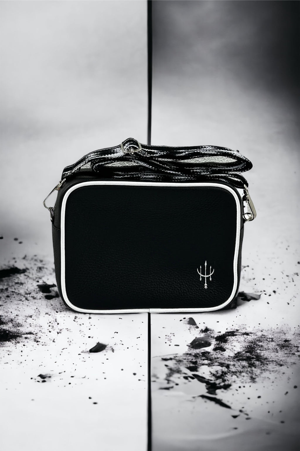 Crossbody Camera Bag - Solola