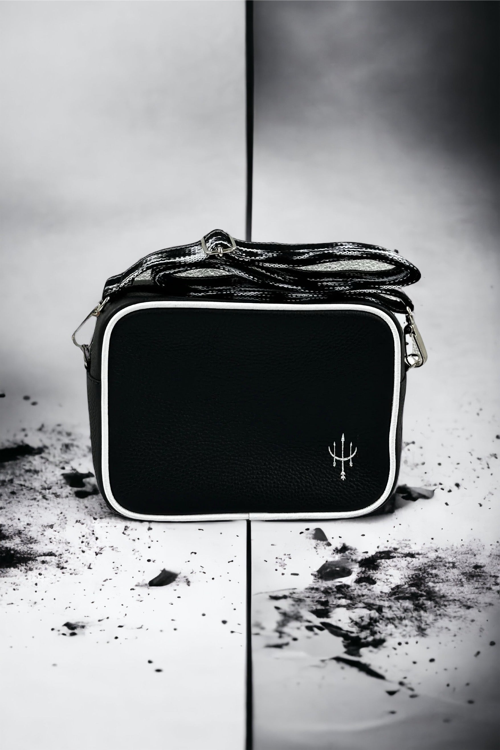Crossbody Camera Bag - Solola
