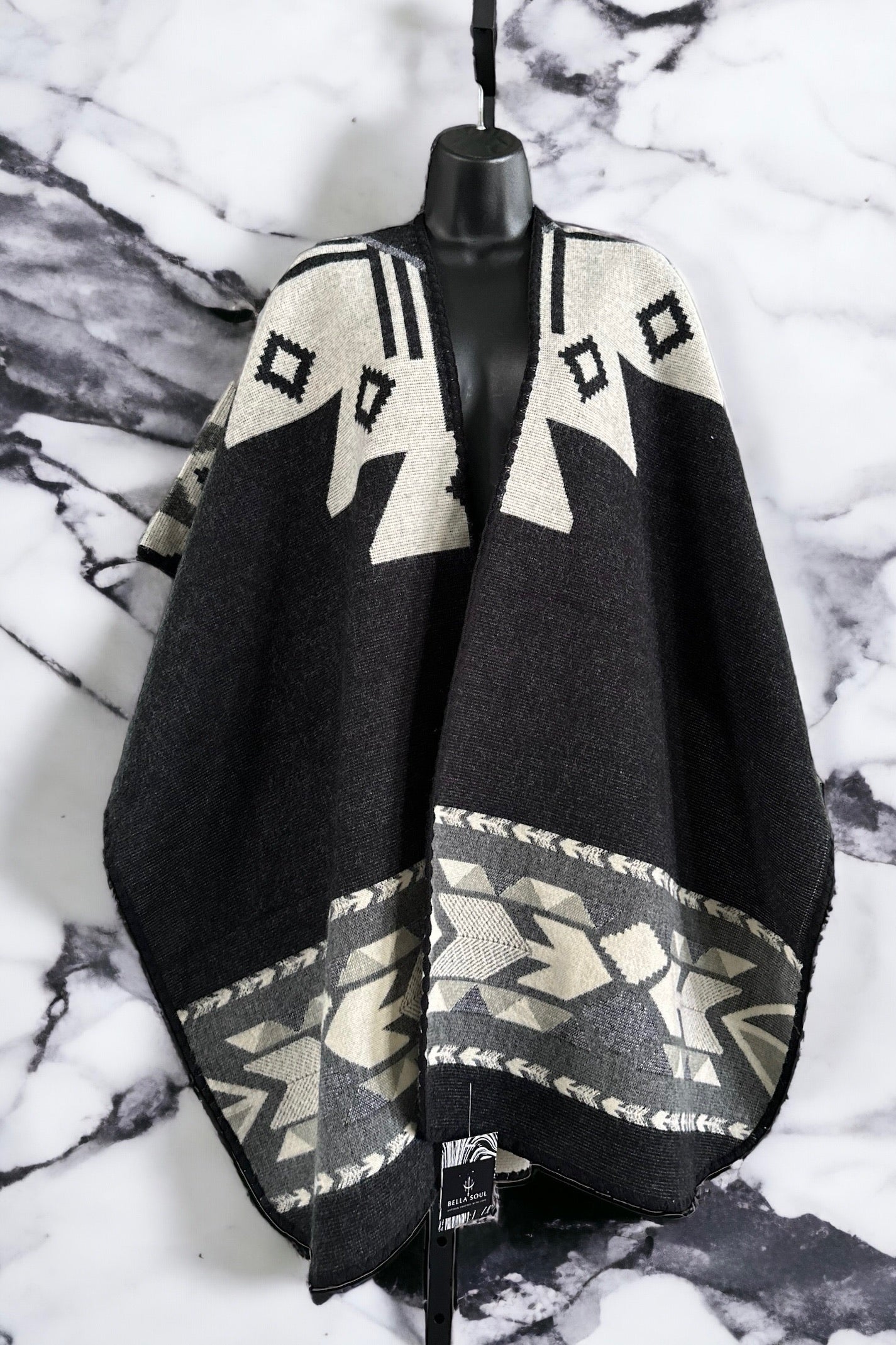 Navajo Reversible Poncho - Black/Cream