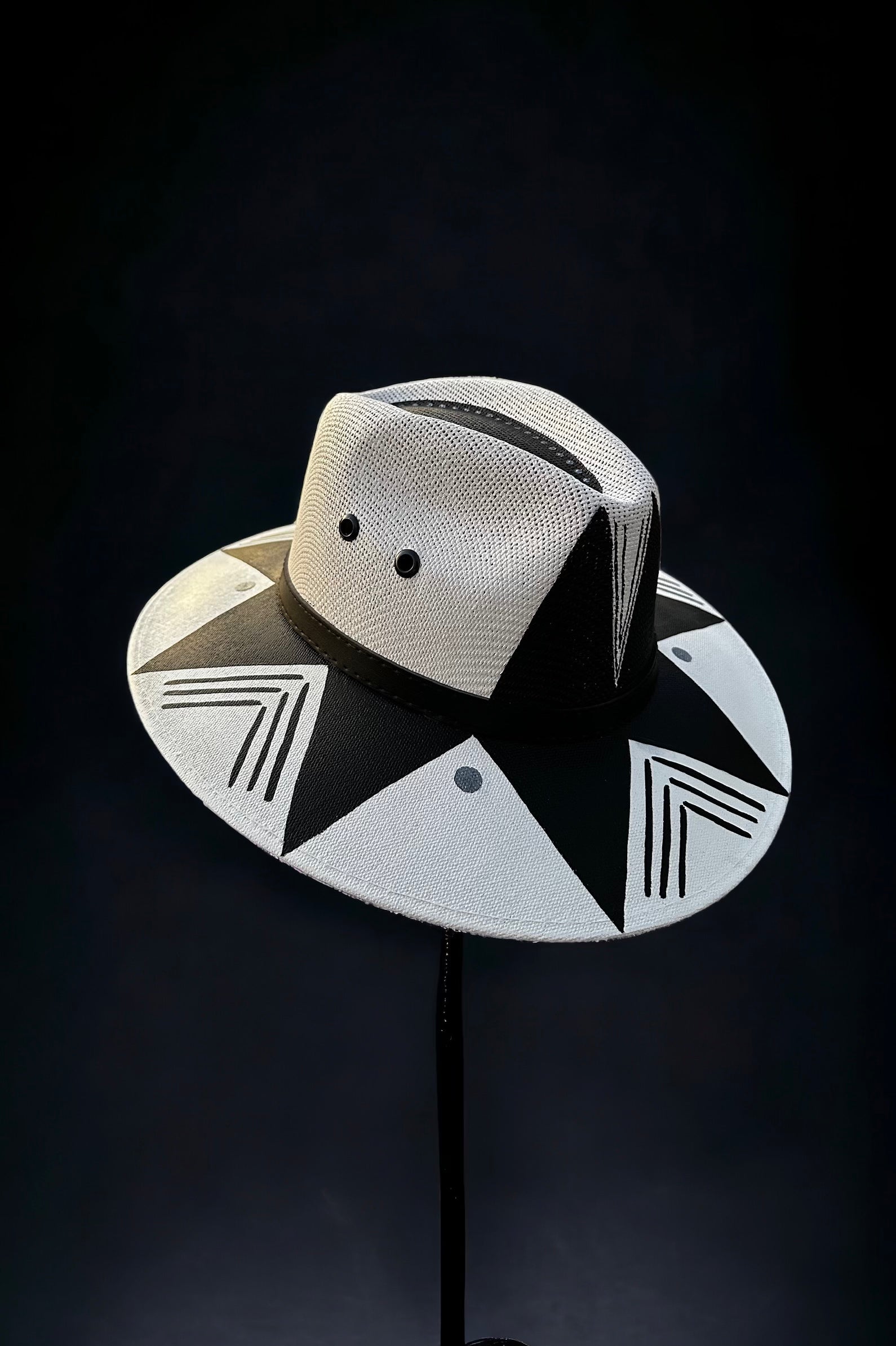 Tapestry Painted Jute Canvas Hat