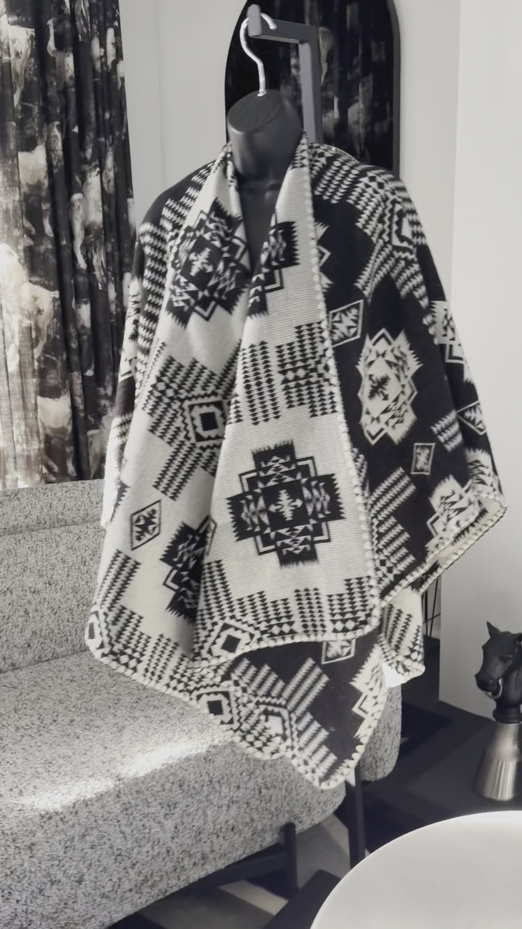 Sierra Reversible Poncho